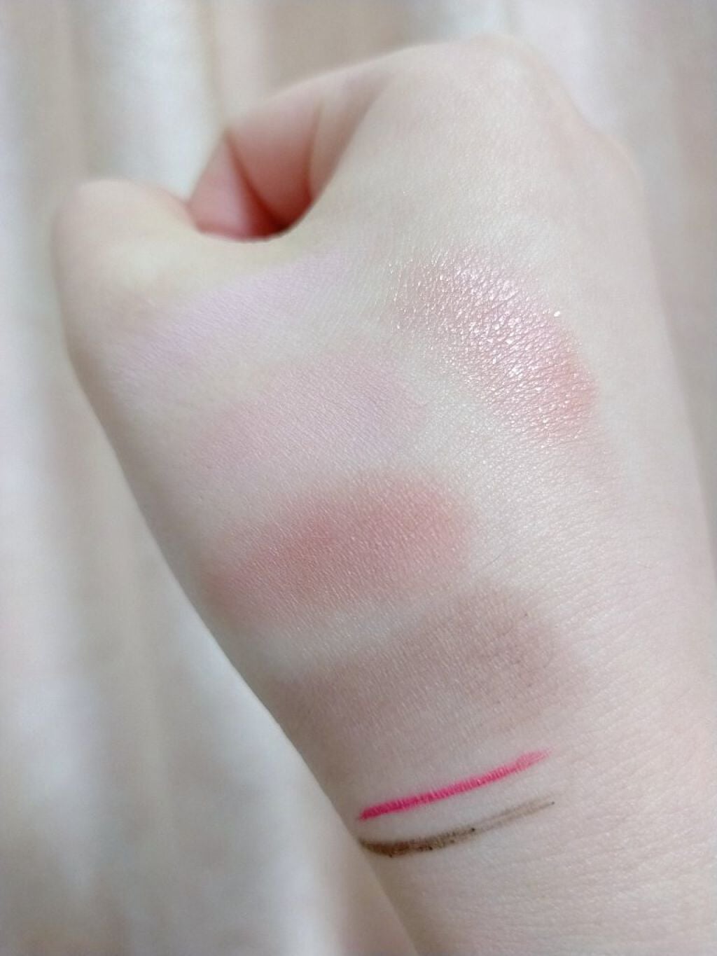 シャドーカスタマイズ/MAJOLICA MAJORCA/単色アイシャドウを使ったクチコミ(4枚目)