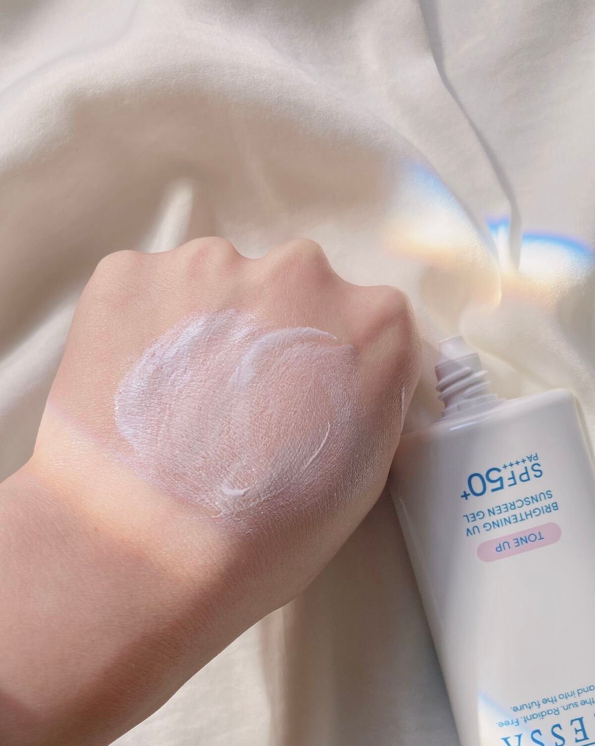 ブライトニングUV ジェル N/アネッサ/化粧下地を使ったクチコミ(3枚目)