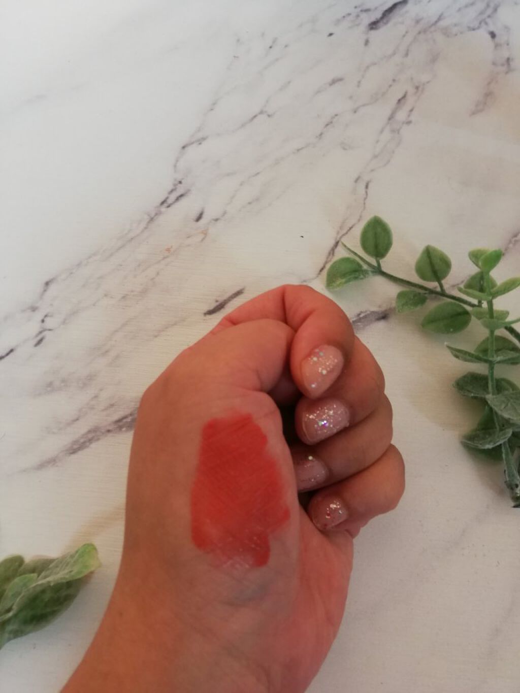 ジューシーラスティングティント/rom&nd/リップティントを使ったクチコミ(2枚目)