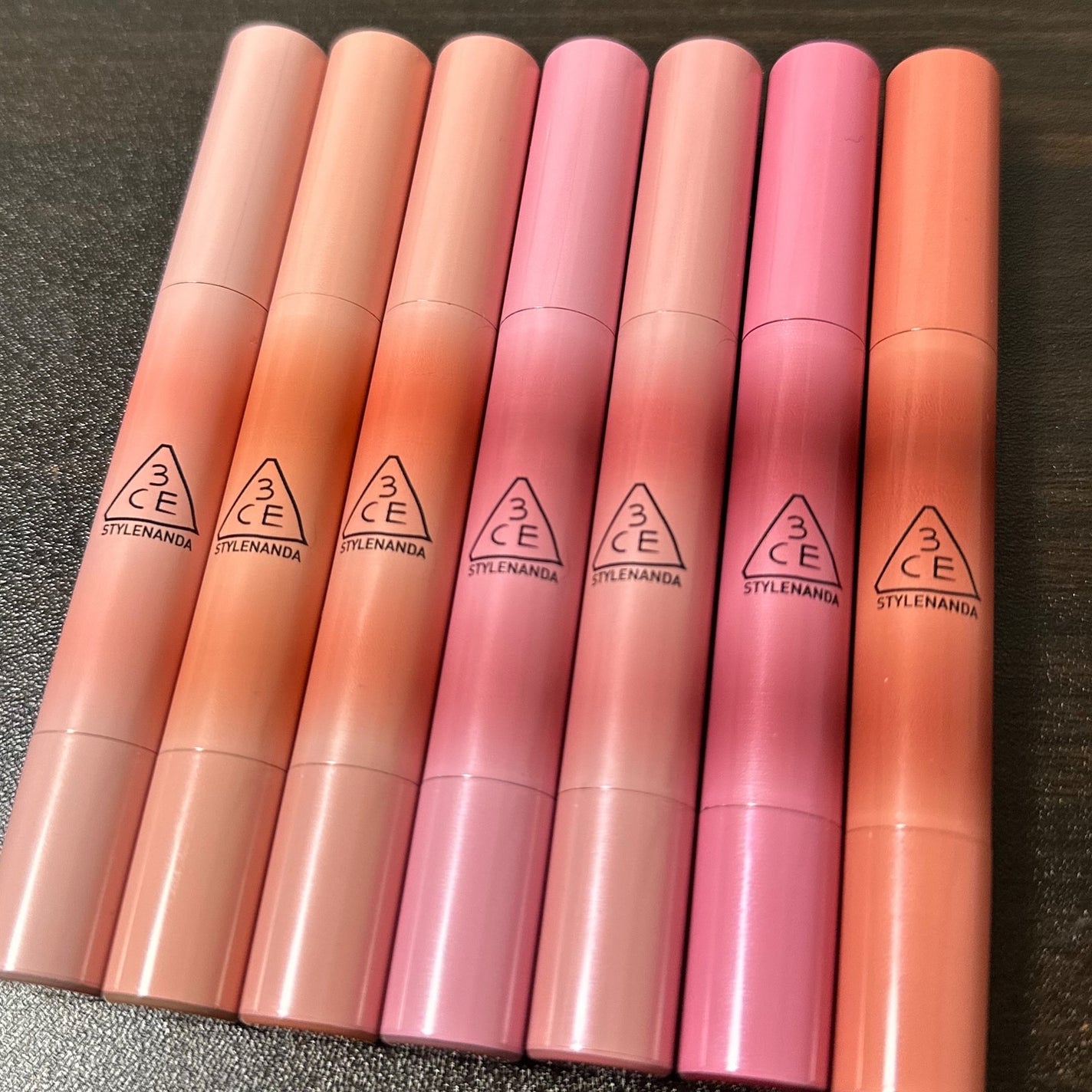 maki on LIPS 「@3ce_official_jp@3ce_officialちゅ..」(4枚目)