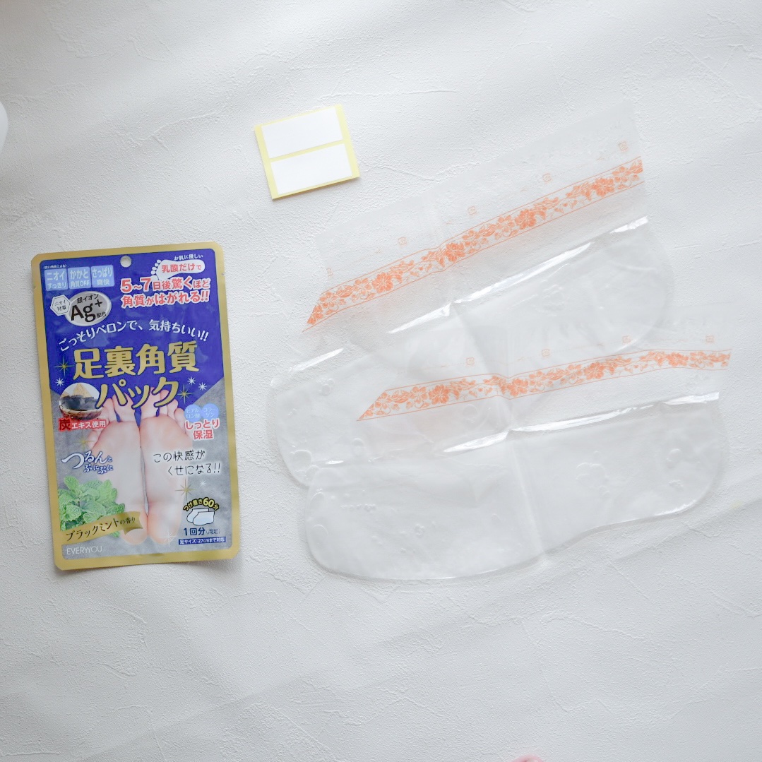 足裏角質パック ブラックミントの香り/EVERYYOU/レッグ・フットケアを使ったクチコミ（1枚目）