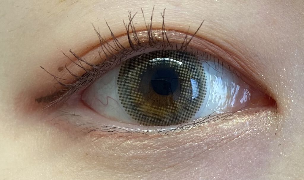 カラーマジョリティー/カラーマジョリティー/カラーコンタクトレンズを使ったクチコミ（2枚目）