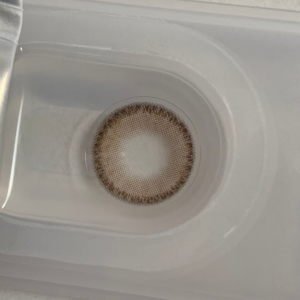 Peaceful Kristen/Hapa kristin/カラーコンタクトレンズを使ったクチコミ(4枚目)