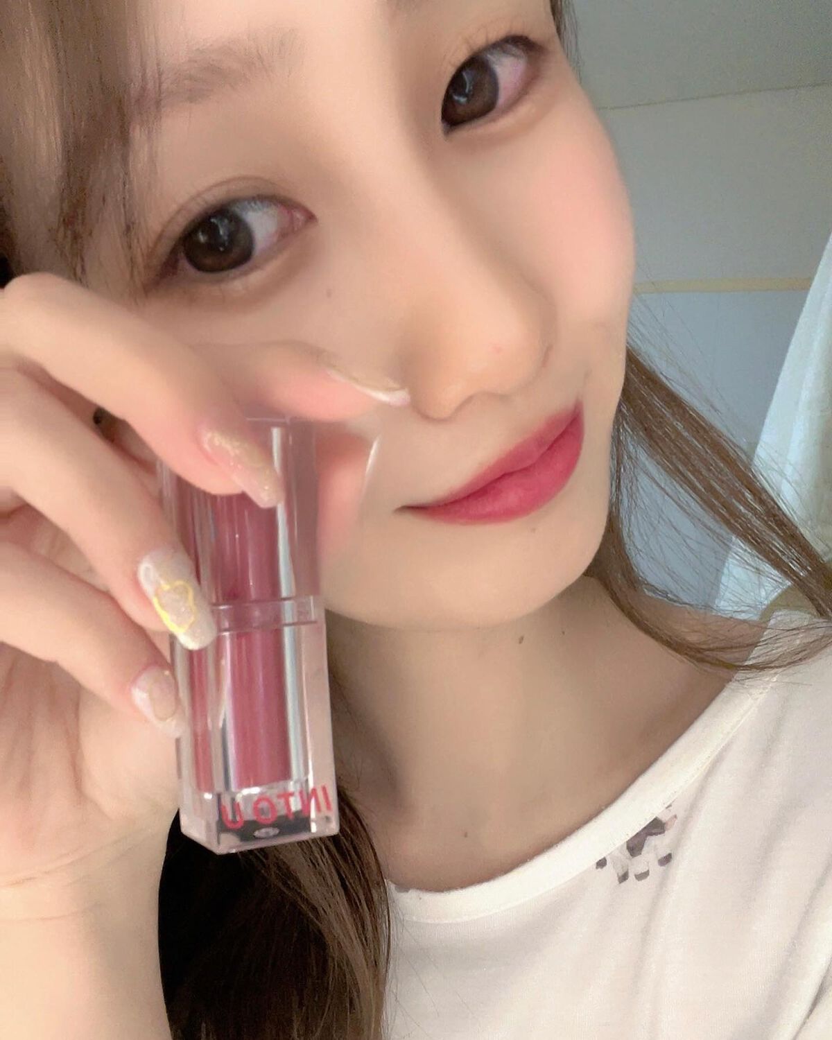 フェザーマットリップスティック/INTO U/口紅を使ったクチコミ(2枚目)
