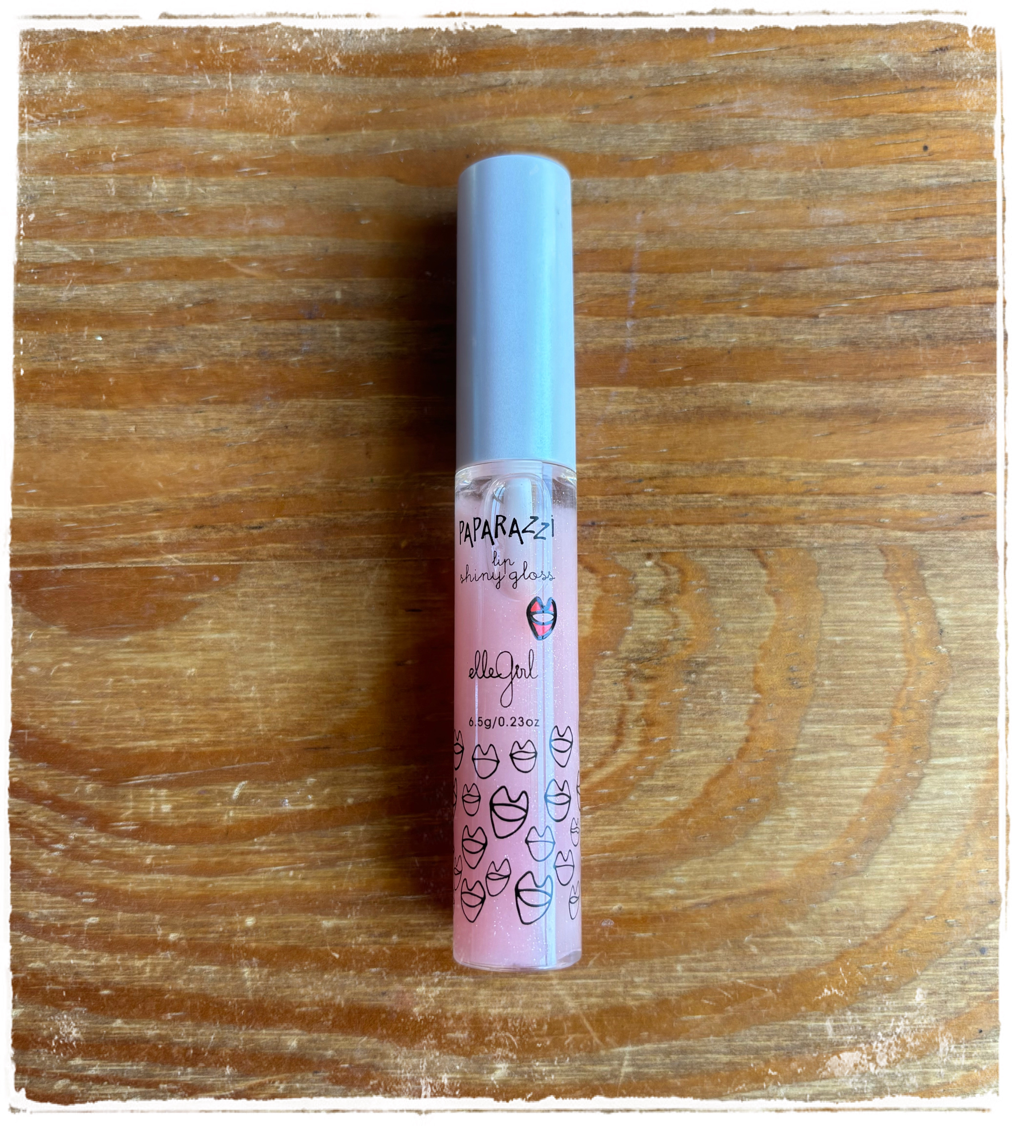 ELLEgirl パパラッチ リップグロス/ELLE girl(エルガール)/リップグロスを使ったクチコミ（1枚目）