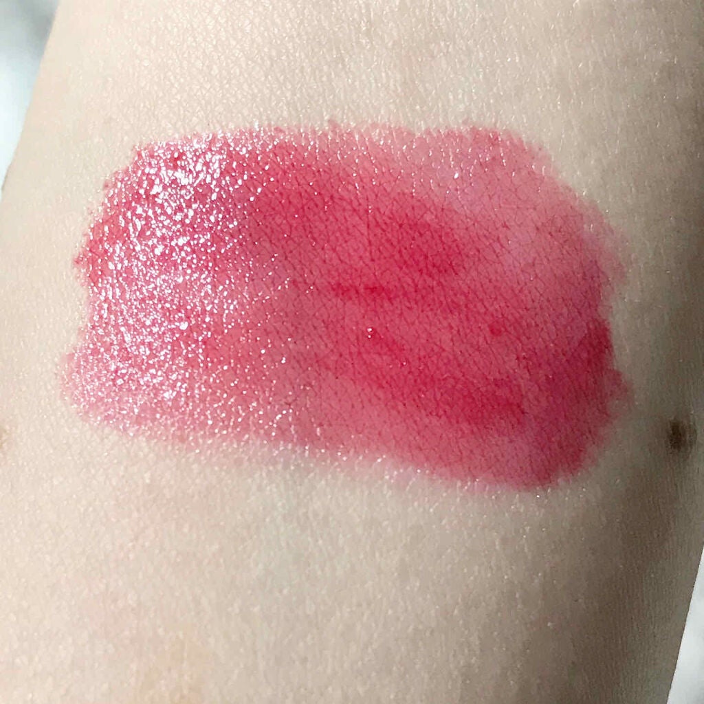 ヴォリュプテ プランプインカラー/YVES SAINT LAURENT BEAUTE/口紅を使ったクチコミ(3枚目)