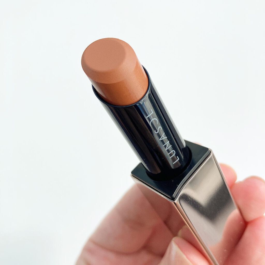 コンスピキュアス マットチークス 03 イエローブラウン/Amplitude/パウダーチークを使ったクチコミ（3枚目）