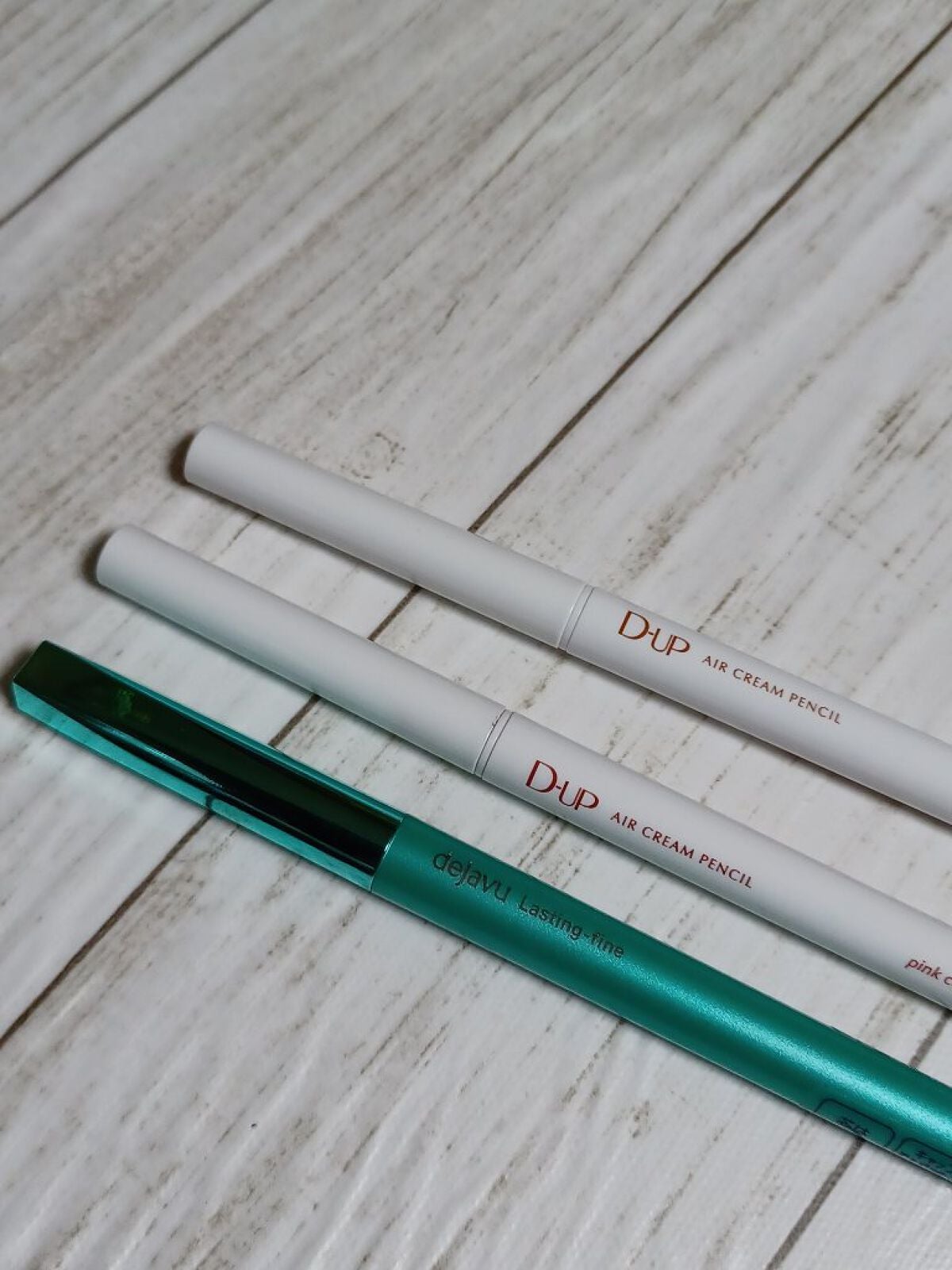 「密着アイライナー」クリームペンシル/デジャヴュ/ペンシルアイライナーを使ったクチコミ(4枚目)