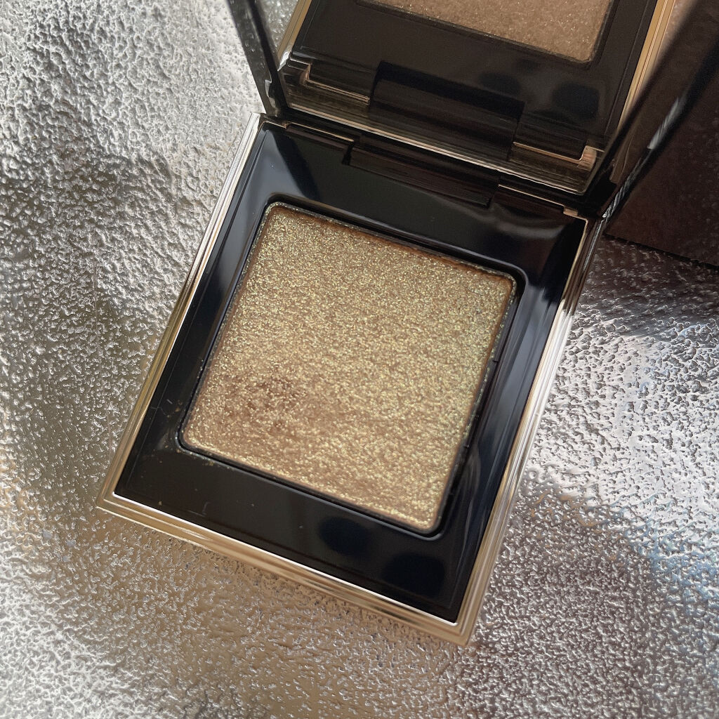 トーン タッチ アイズ 107 宵雫＜限定色＞/SUQQU/単色アイシャドウを使ったクチコミ（3枚目）