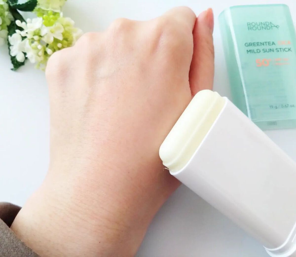 グリーンティー CICA マイルド サンスティック/ラウンドアラウンド/日焼け止めスティックを使ったクチコミ（3枚目）