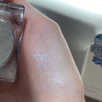 シピシピ ブリンブリンハイライター  01 アイスダイヤモンド/CipiCipi/パウダーハイライトを使ったクチコミ(3枚目)