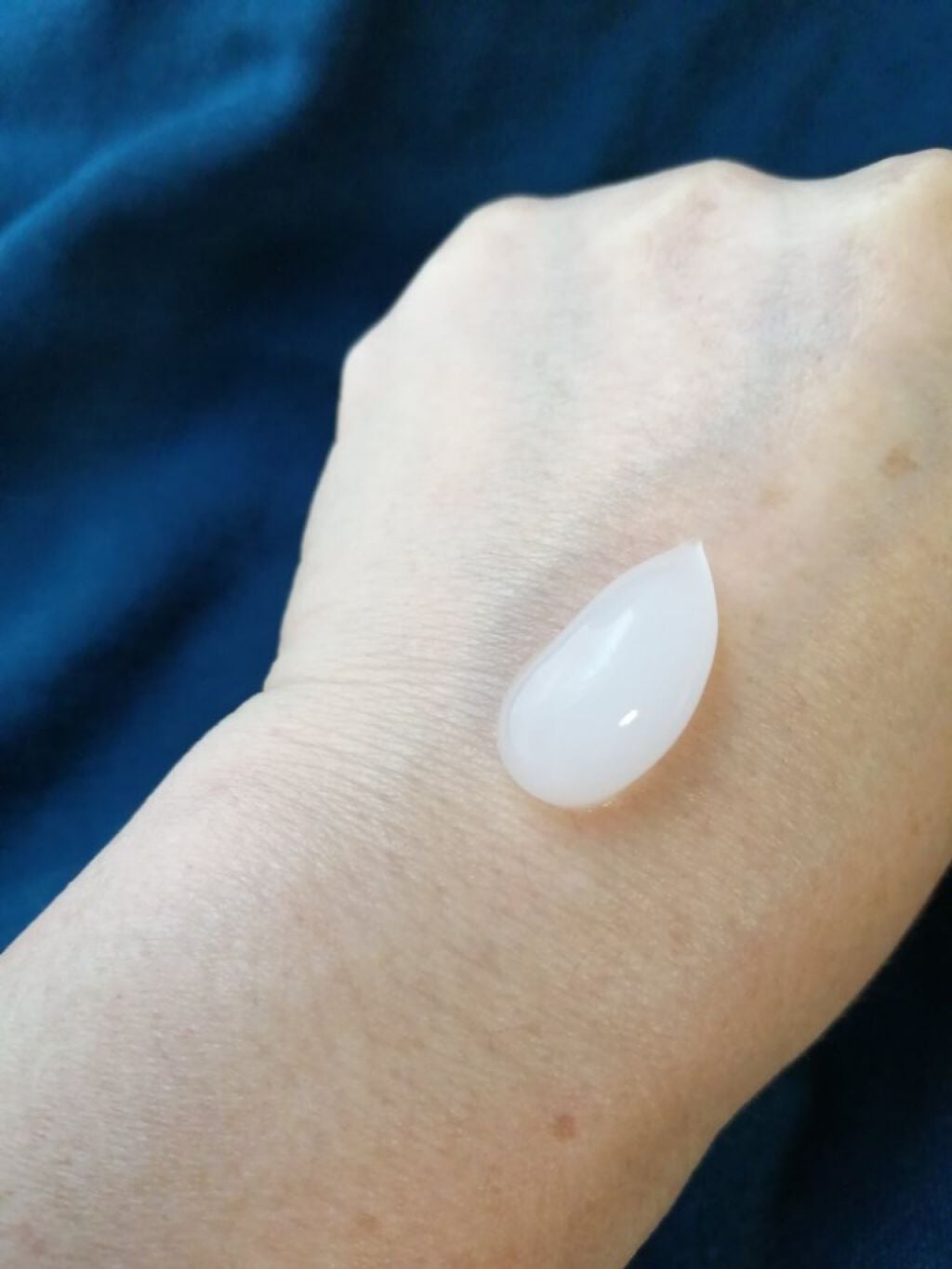 リフレッシュジェル サマーフローラル/ジョンソンボディケア/ボディローションを使ったクチコミ(2枚目)