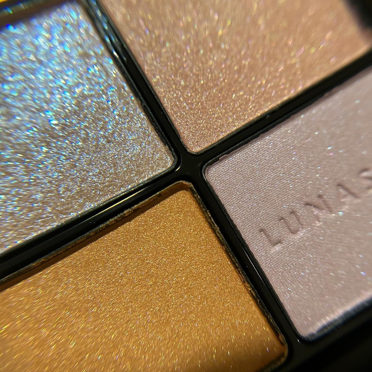 アイカラーレーション/LUNASOL/アイシャドウパレットを使ったクチコミ(3枚目)