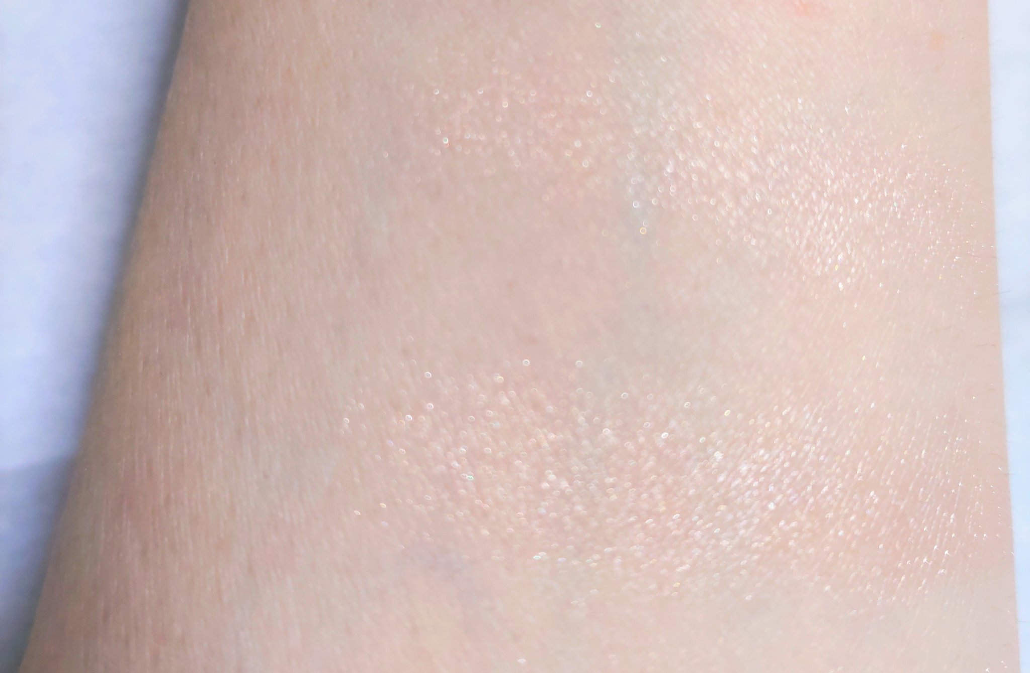 Glint マーブルベイクドハイライターのクチコミ「07 ソレイムーン
glint マーブルハイライター

ピッチムーンよりもベースのピーチ色が濃.....」（1枚目）