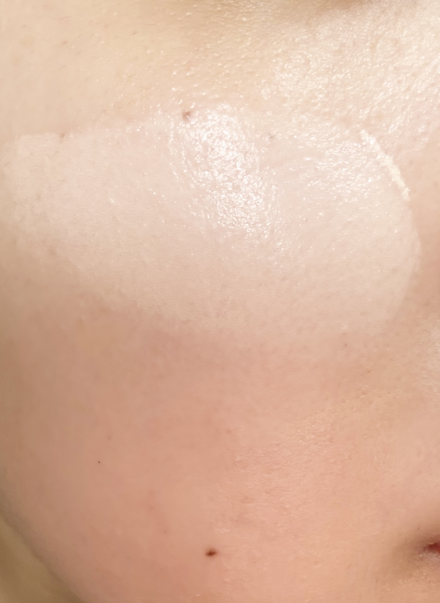 クラウドフィルタークッション/ETUDE/クッションファンデーションを使ったクチコミ（2枚目）