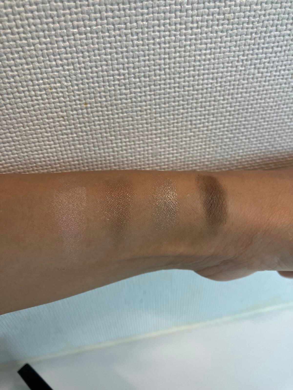 ゆりなつ on LIPS 「シャネルのアイシャドウは発色良し、もち良しで言うことなしです。..」(4枚目)