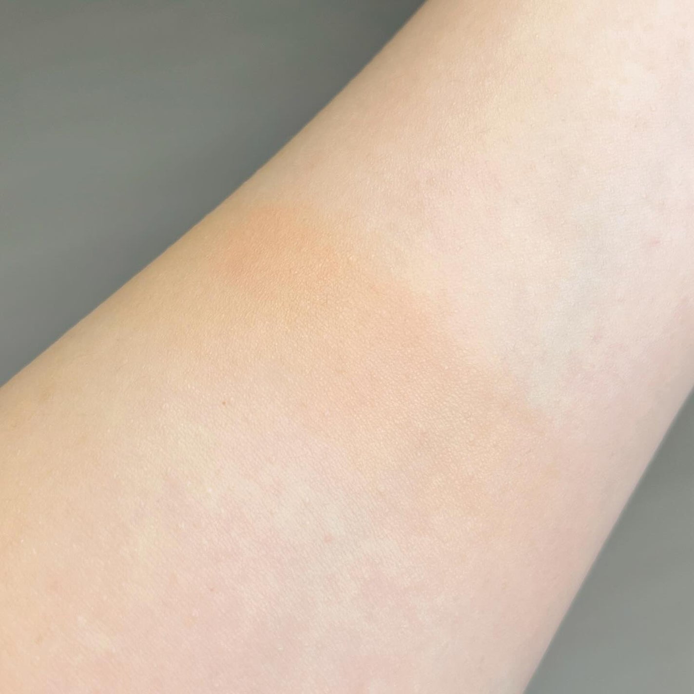 ブラッシュ カラー インフュージョン/ローラ メルシエ/パウダーチークを使ったクチコミ(3枚目)