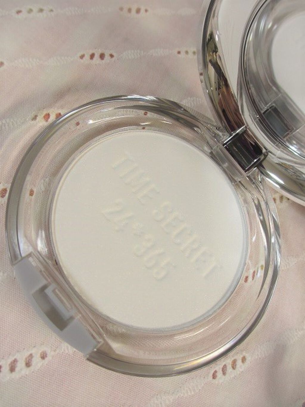 ミネラルプレストクリアベール/TIME SECRET/プレストパウダーを使ったクチコミ（1枚目）