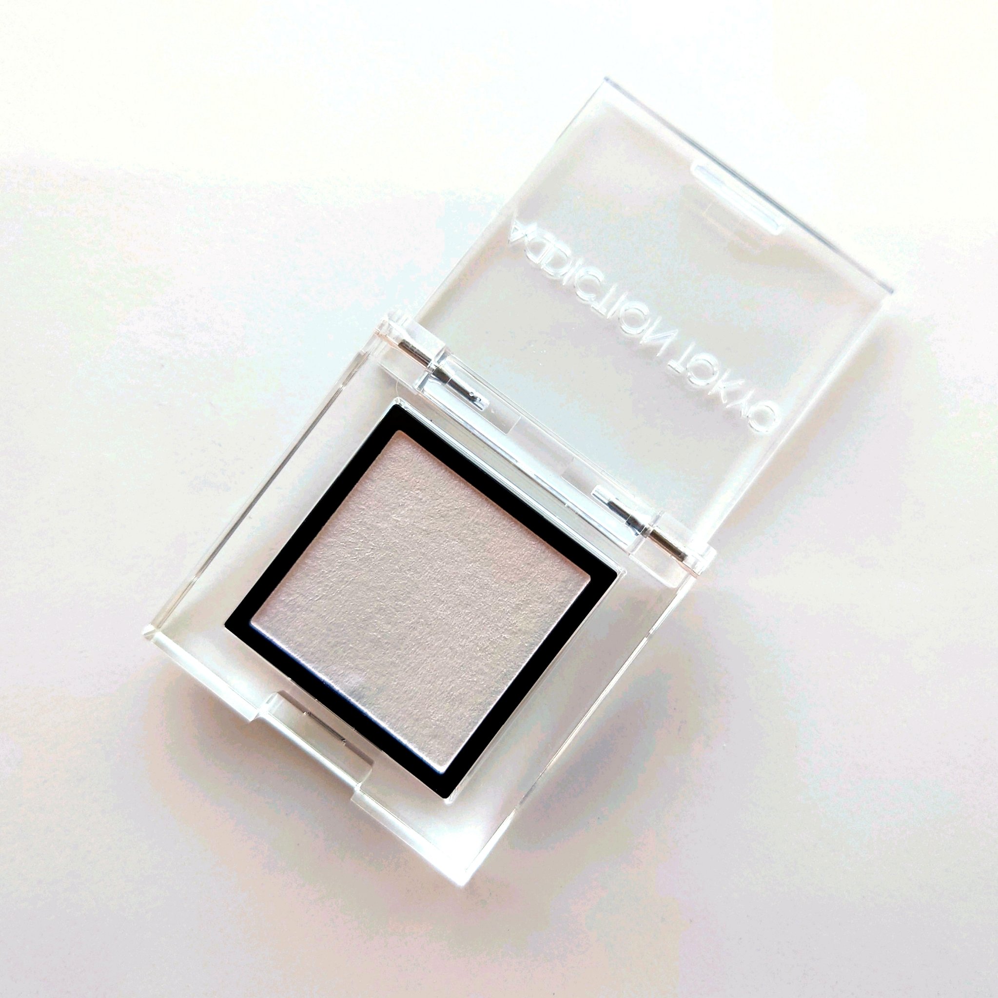 アディクション ザ アイシャドウ パール 032P Private Note/ADDICTION/単色アイシャドウを使ったクチコミ（1枚目）