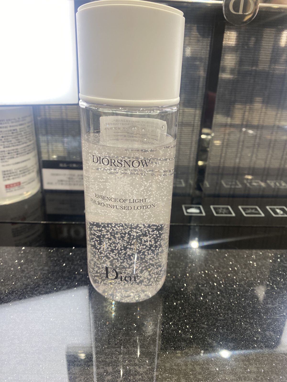ディオール スノー エッセンス オブ ライト マイクロ ローション/Dior/化粧水を使ったクチコミ（1枚目）