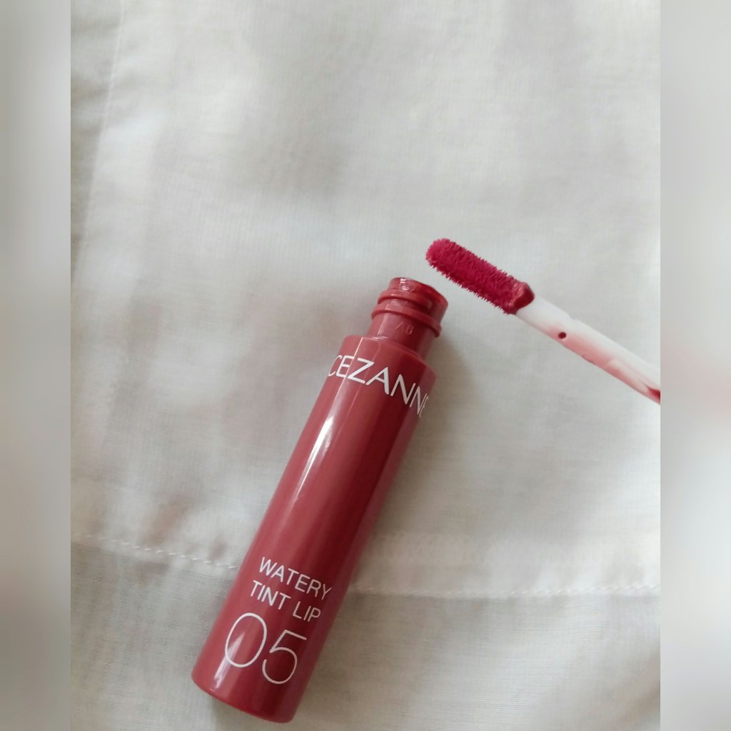 ウォータリーティントリップ/CEZANNE/リップティントを使ったクチコミ（3枚目）