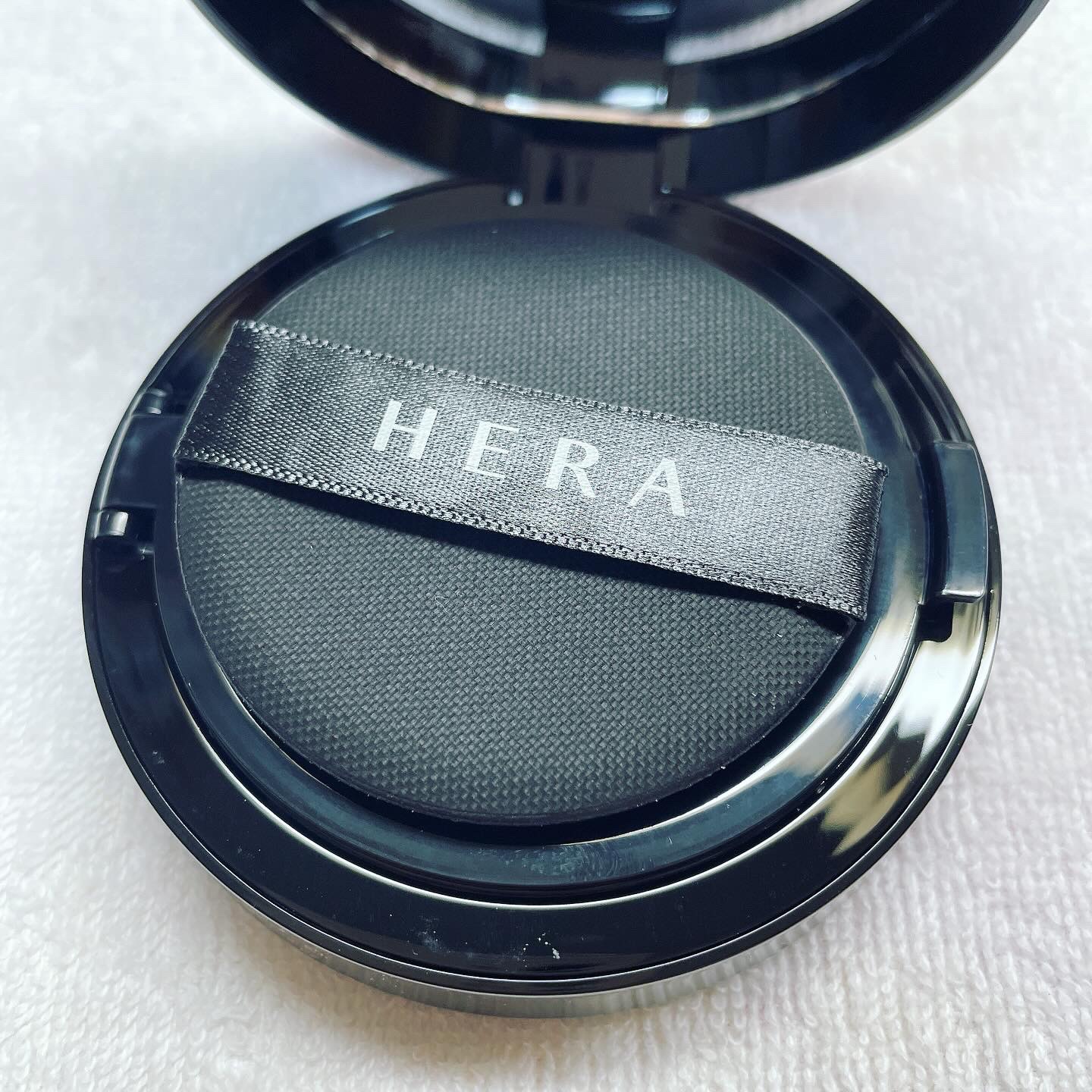 ブラック クッション/HERA/クッションファンデーションを使ったクチコミ（2枚目）