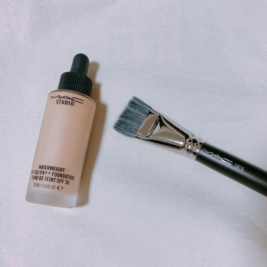 スタジオ ウォーターウェイト SPF 30 ファンデーション/M・A・C/リキッドファンデーションを使ったクチコミ(2枚目)