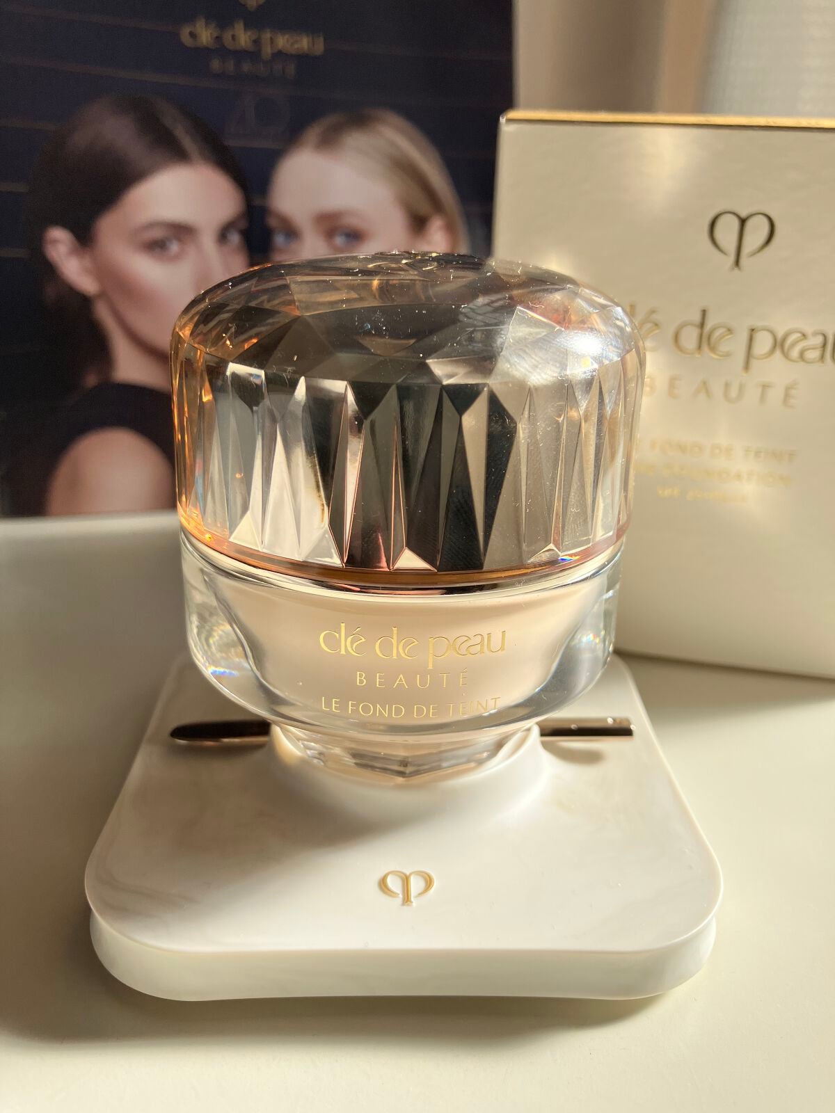 ル・フォンドゥタンn/クレ・ド・ポー ボーテ/クリーム・エマルジョンファンデーションを使ったクチコミ(1枚目)