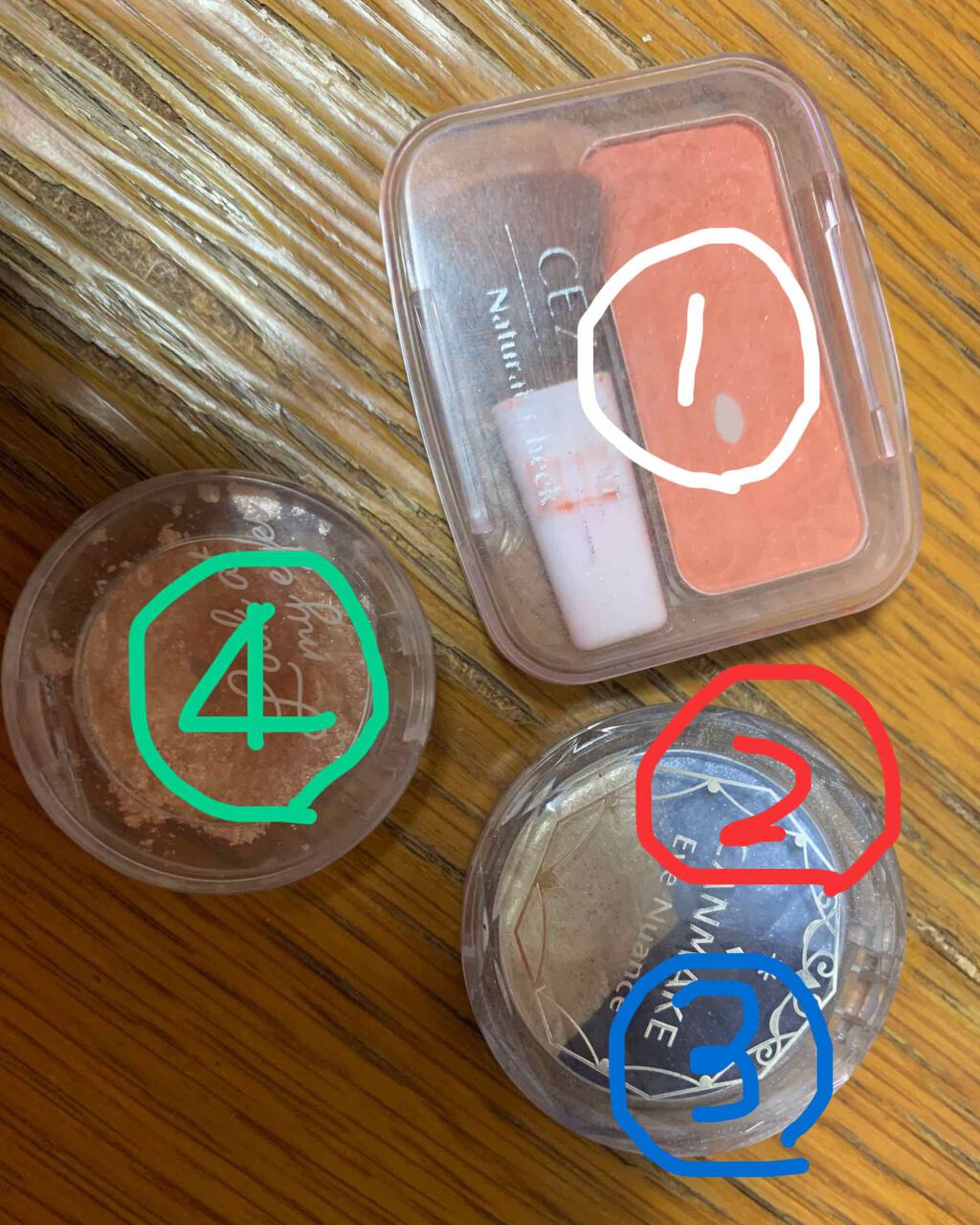 ルックアット マイアイジュエル/ETUDE/単色アイシャドウを使ったクチコミ（2枚目）