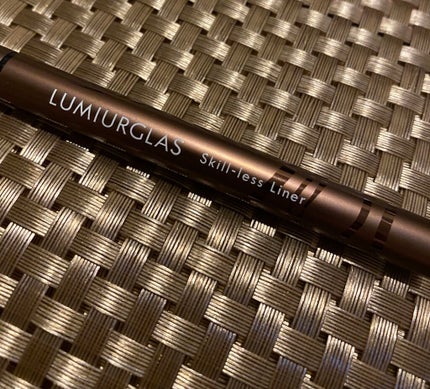 スキルレスライナー/LUMIURGLAS/リキッドアイライナーを使ったクチコミ(4枚目)