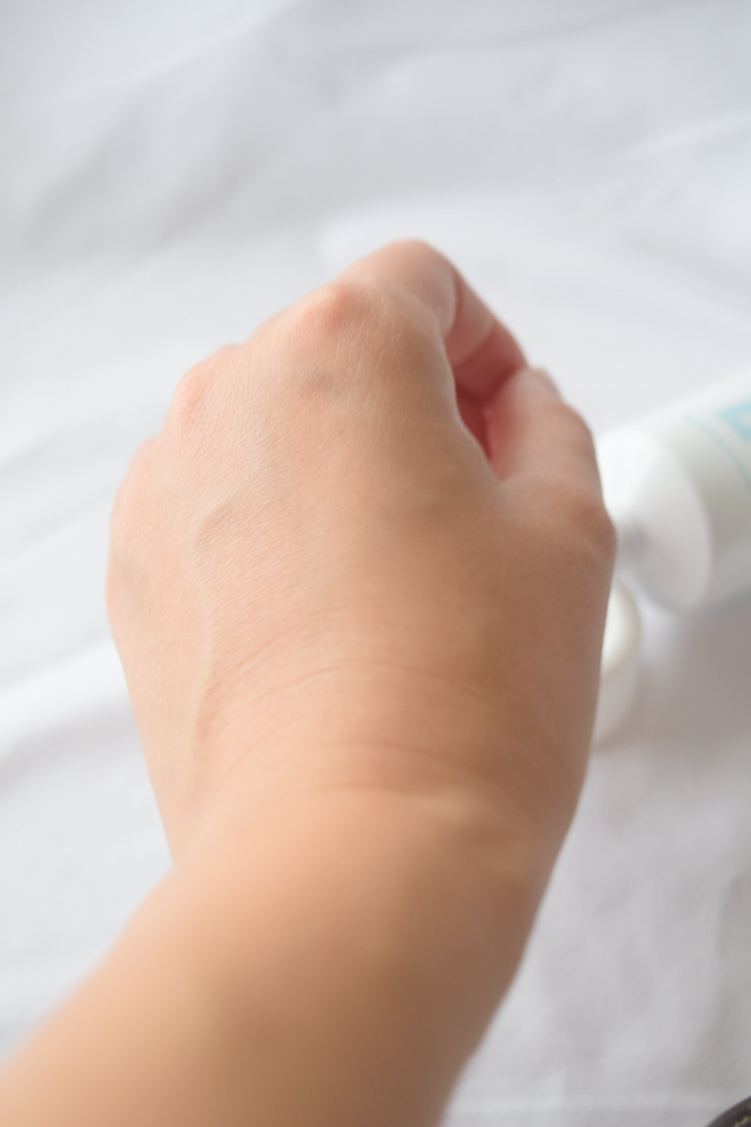 ナチュラルサイエンス ママ＆キッズ サンスクリーンミルクのクチコミ「ずっとUVライトヴェールを使っていたけど
運動会シーズンになり
外で過ごす事が増えた息子のため.....」（3枚目）