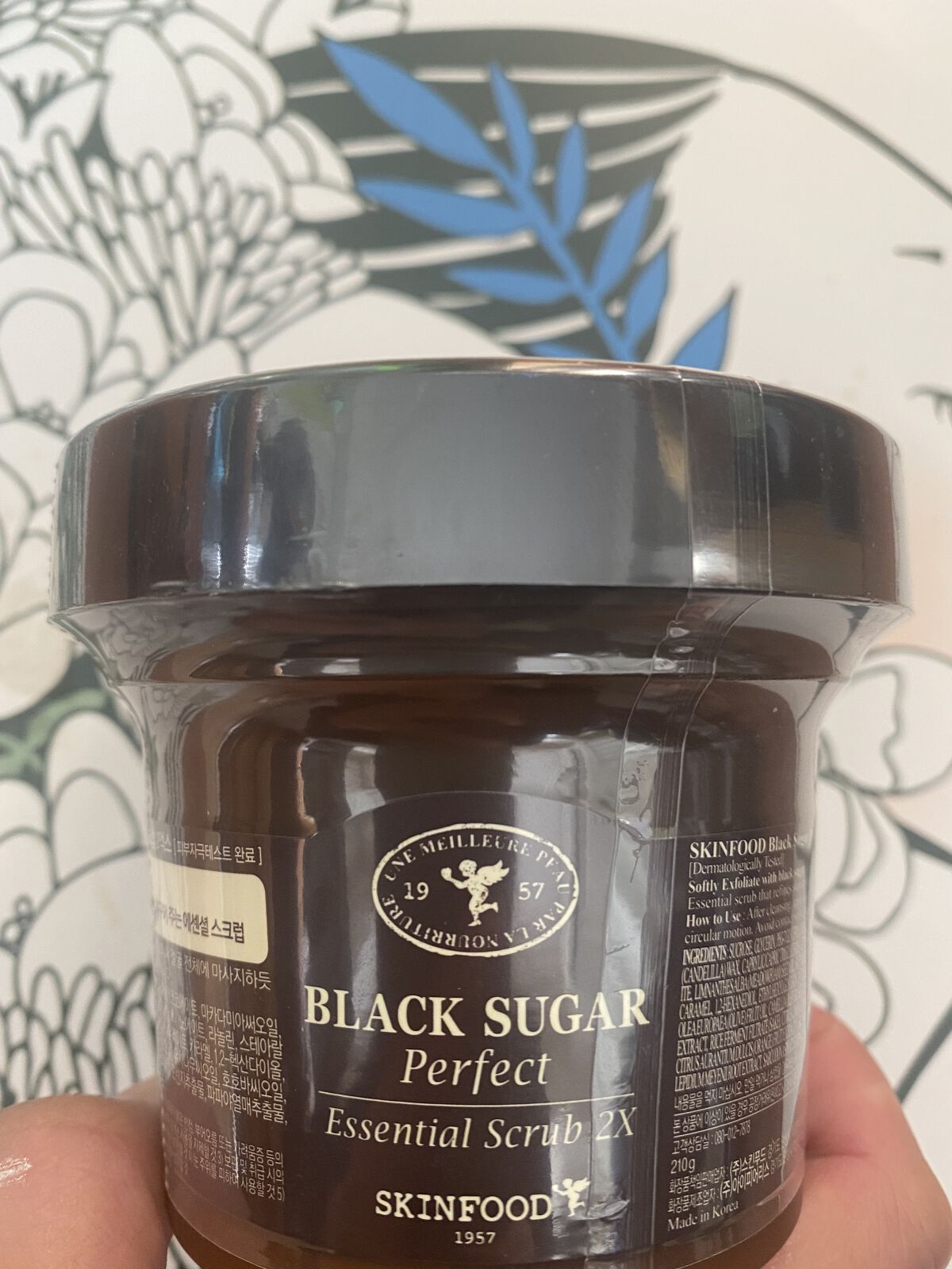 ブラックシュガー パーフェクト エッセンシャル スクラブ2X/SKINFOOD/洗い流すパック・マスクを使ったクチコミ（2枚目）