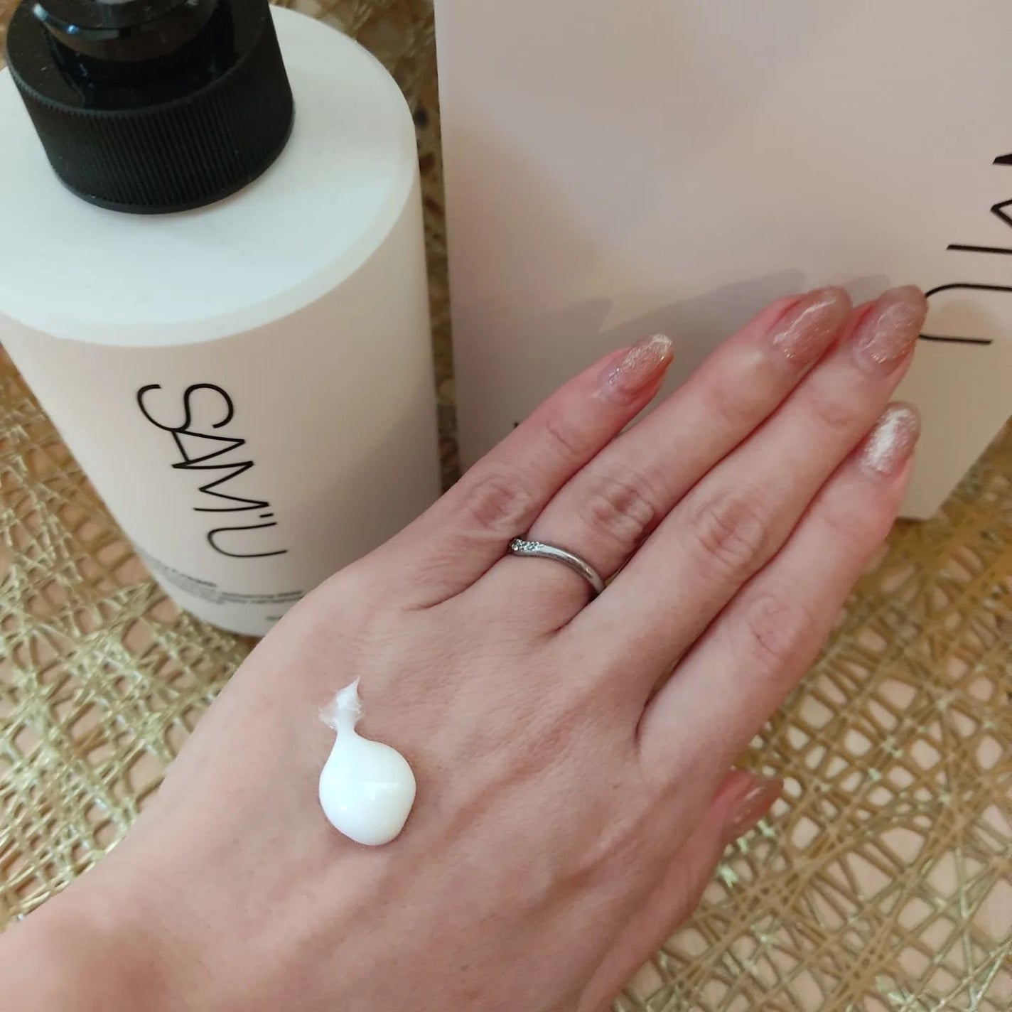 モイスチャーバーストボディクリーム/SAM'U/ボディクリームを使ったクチコミ(2枚目)