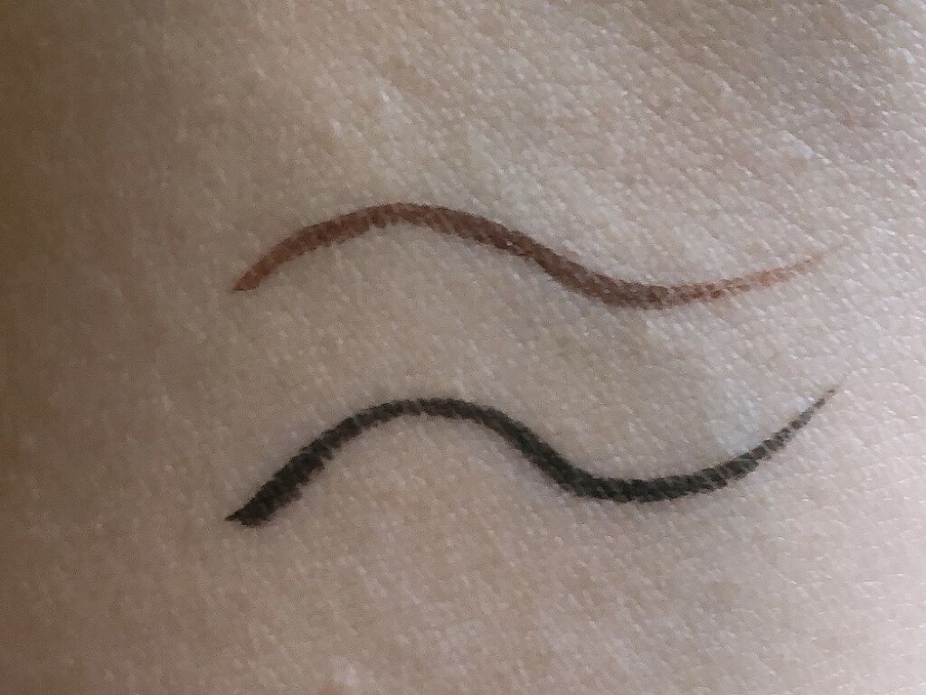 リキッドブラシペンアイライナー/SISTER ANN/リキッドアイライナーを使ったクチコミ（2枚目）