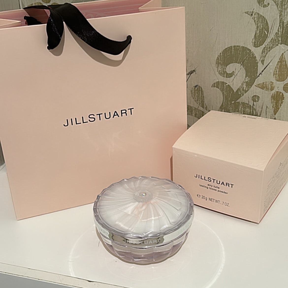 エアリーチュール ラスティングルースパウダー 03 shimmer/JILL STUART/パウダーファンデーションを使ったクチコミ（1枚目）