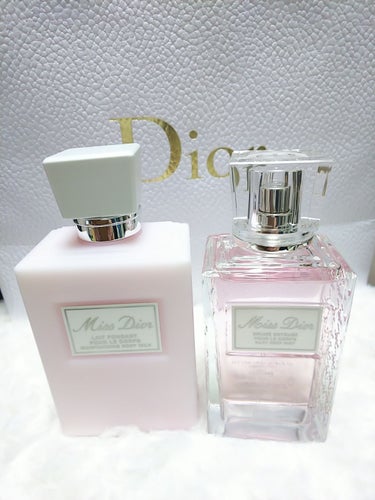 ミス ディオール シルキー ボディ ミスト/Dior/香水(レディース)を使ったクチコミ（3枚目）