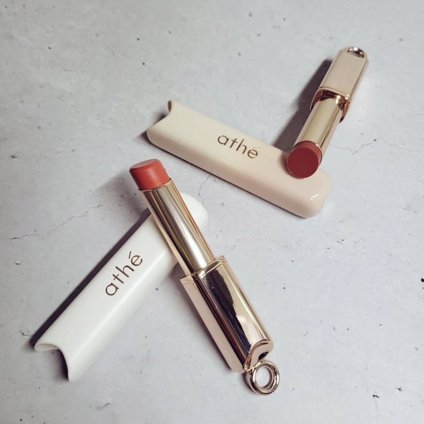 オーセンティック リップ バーム/athé/口紅を使ったクチコミ(2枚目)