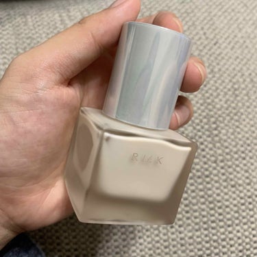 RMK メイクアップベース

母が免税店で2個セットを購入していました。ひとつもらう予定だったのですが、母には合わなかったようで2つとも私のものになりました。
ということで、もうすぐ2本目使い切りです。