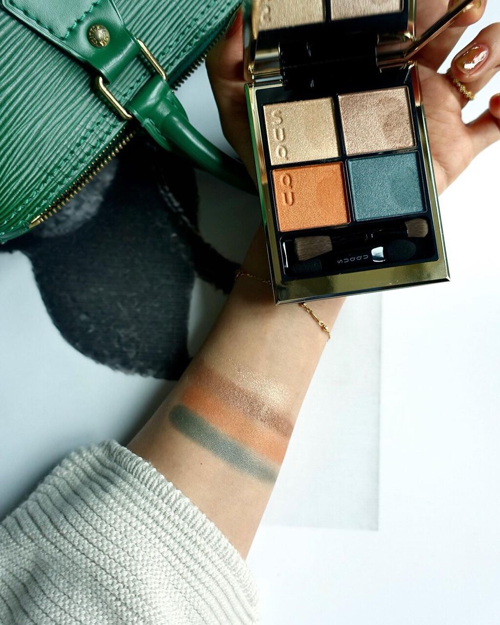 シグニチャー カラー アイズ/SUQQU/アイシャドウパレットを使ったクチコミ(1枚目)