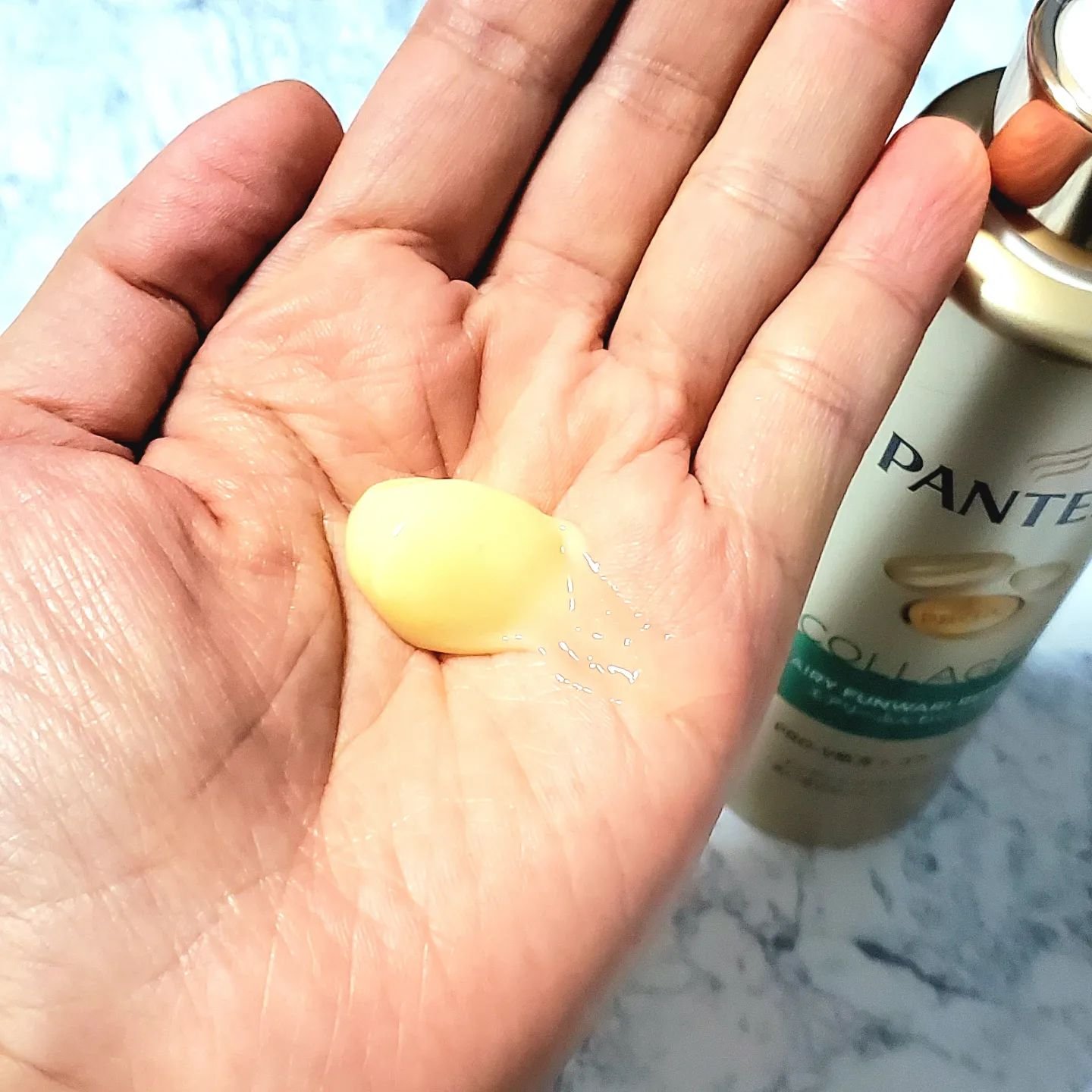 エアリーふんわりリペア インテンシブ ヴィタミルク 洗い流さないトリートメント 125ml/パンテーン/アウトバストリートメントを使ったクチコミ（3枚目）