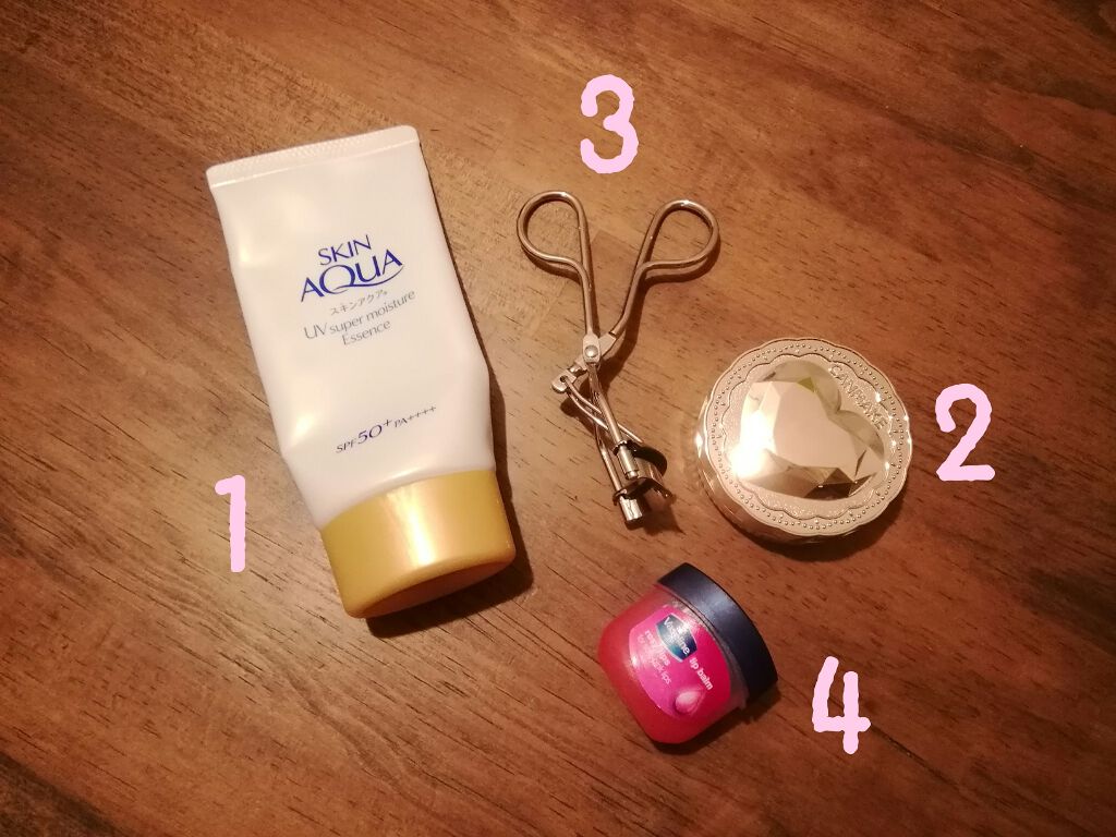 スーパーモイスチャーエッセンス/スキンアクア/日焼け止め・UVケアを使ったクチコミ（2枚目）