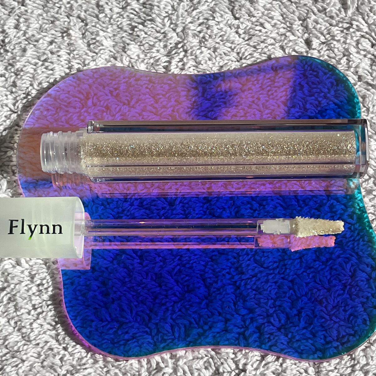 ライトキャッチャーリキッドグリッター/Flynn/グリッターを使ったクチコミ（2枚目）