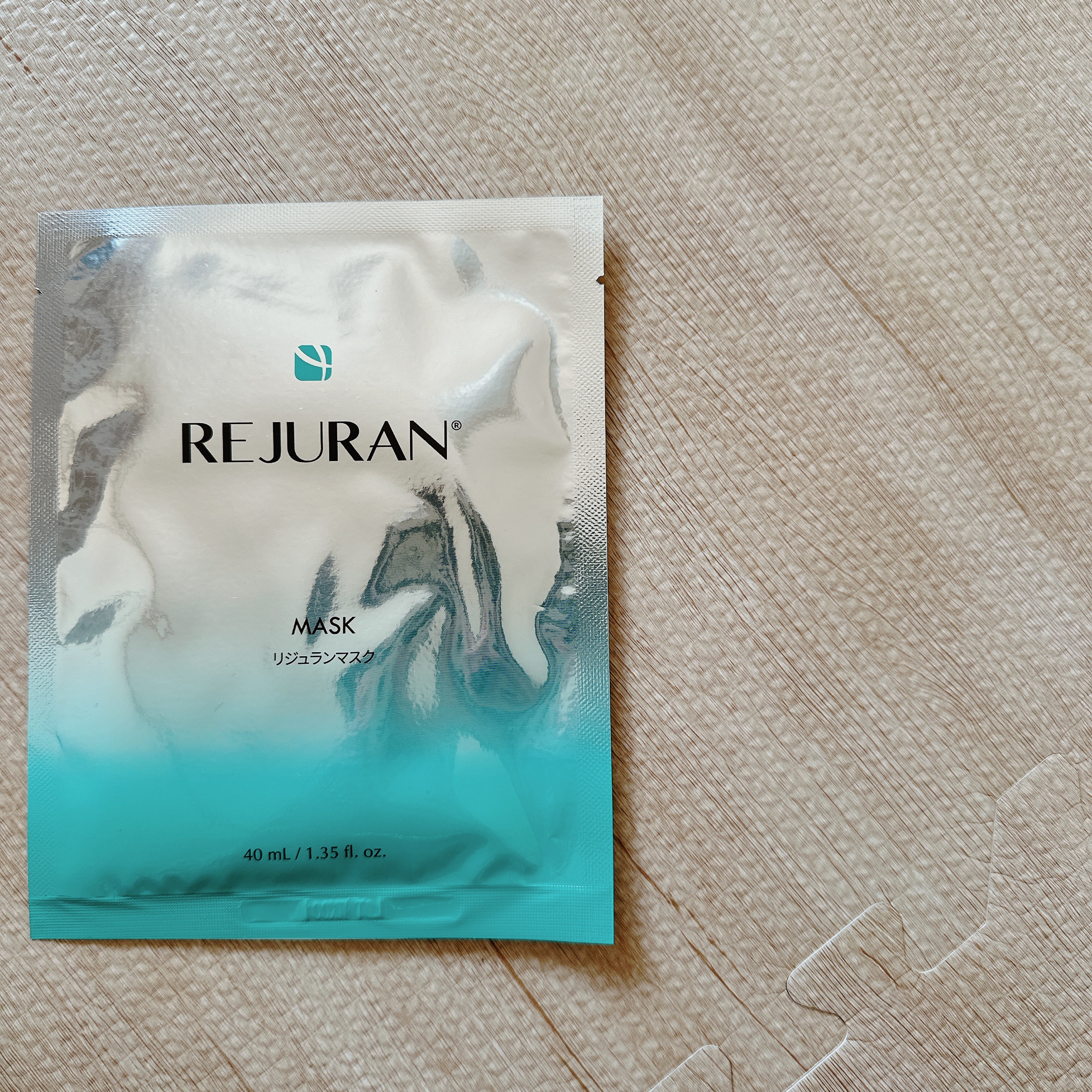 REJURAN モイスチャートリートメントマスク(23ml×5枚入り)/REJURAN COSMETICS/シートマスク・パックを使ったクチコミ（2枚目）