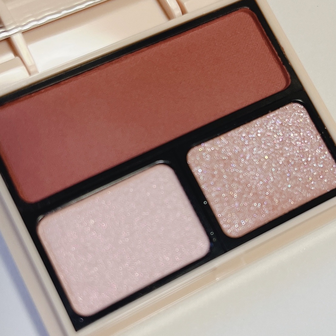 アイカラーパレット 02 メルティーメロウ/Upt/アイシャドウパレットを使ったクチコミ（2枚目）