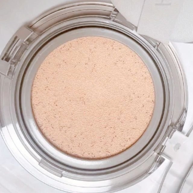 ブラーカバークッション/LUNA/クッションファンデーションを使ったクチコミ（3枚目）