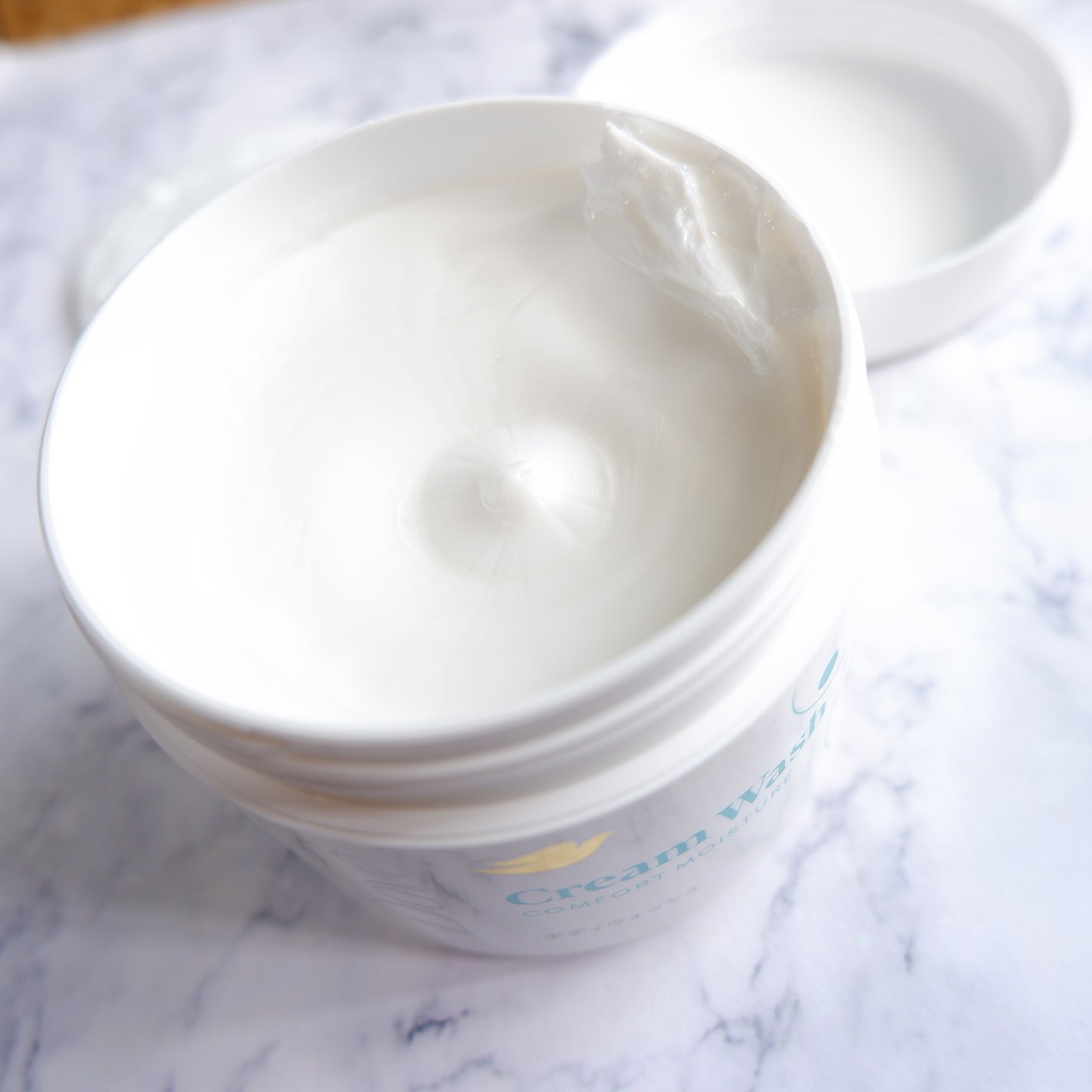 ダヴ クリームボディウォッシュ コンフォートモイスチャー/ダヴ/ボディソープを使ったクチコミ(2枚目)