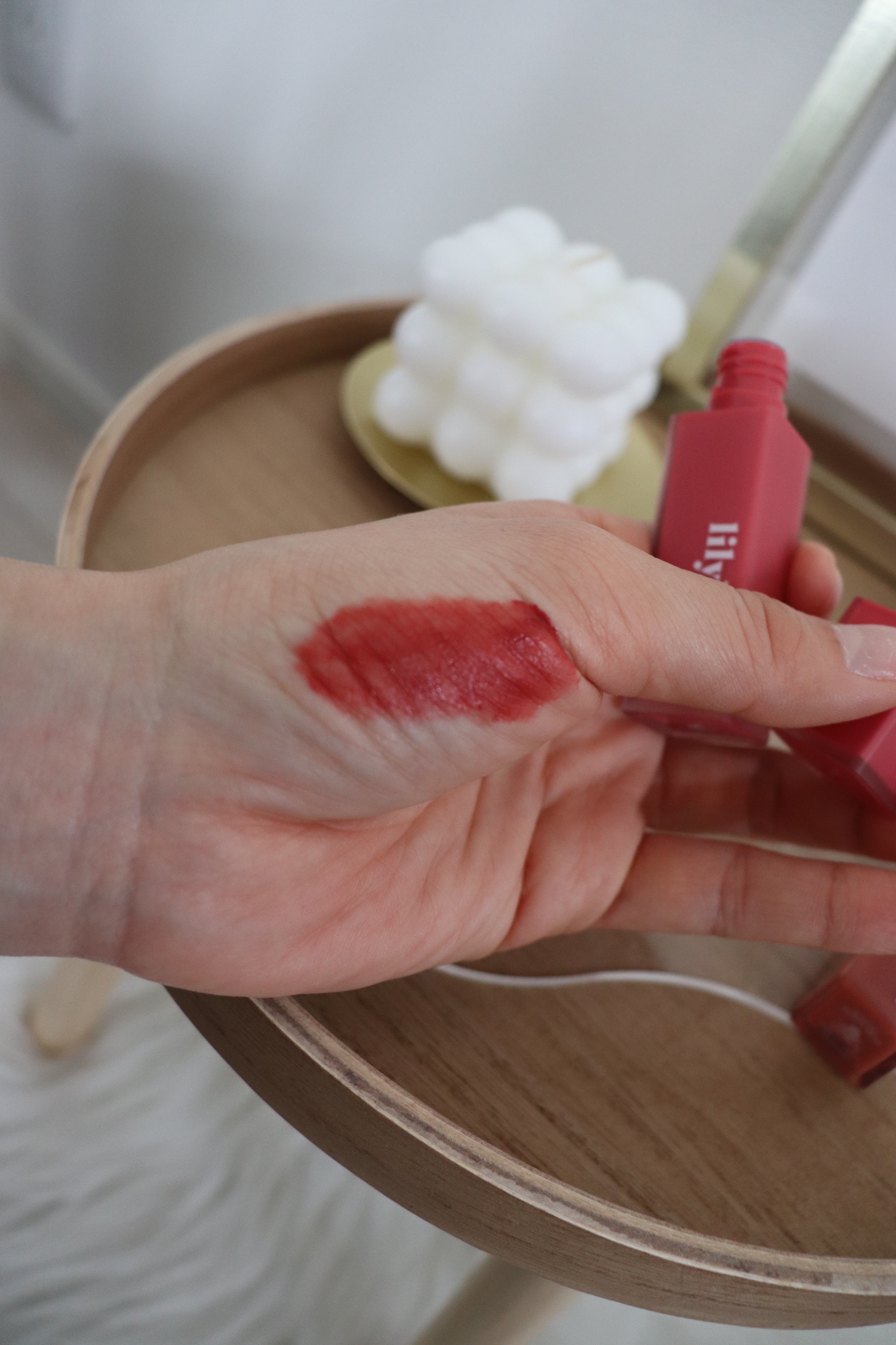 ブラッディライアー コーティングティント/lilybyred/リップティントを使ったクチコミ（3枚目）