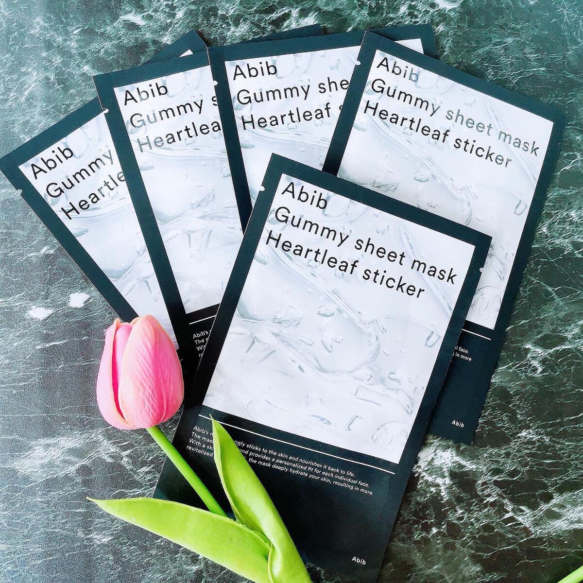 ✿

Abib
ガムシートマスク
ドクダミステッカー✰⋆
.
大好きなマスク❤︎
.
2020年オリーブヤングアワード
マスクパック部門3位👑
.
37mlアンプルひと瓶そのままらしい👀
なのに美容液が垂れてくることなく
ピタッと密着す