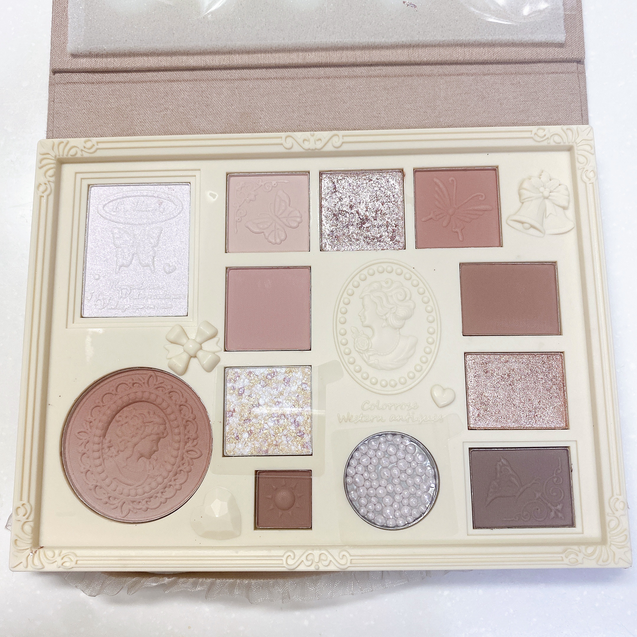 女王のカメオマルチパレット  01 シャルロット/COLORROSE/マルチパレットを使ったクチコミ（1枚目）