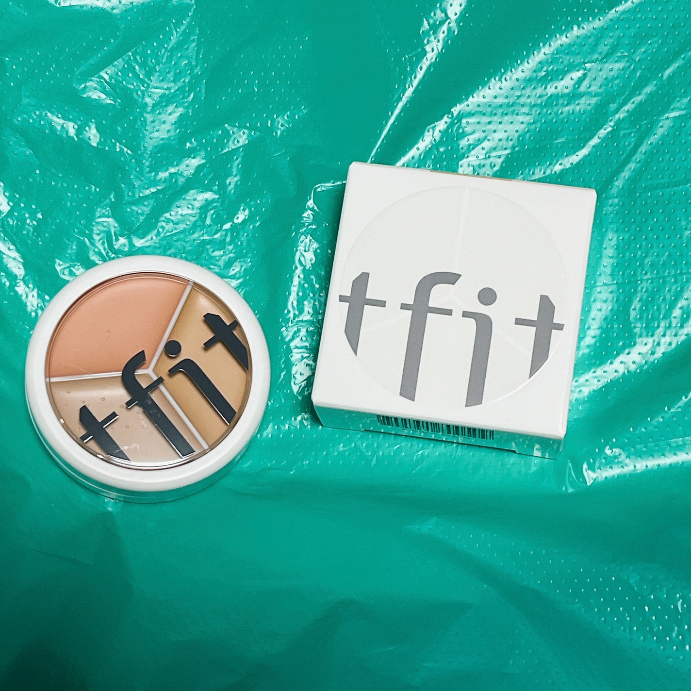 akipi^._.^ on LIPS 「#TFIT#ティーフィット#TFITコンシーラー@TFIT_J..」(1枚目)